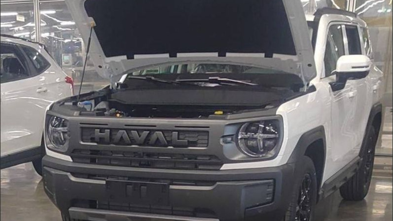 Специально для РФ: модернизированный Haval H3 сняли на фото