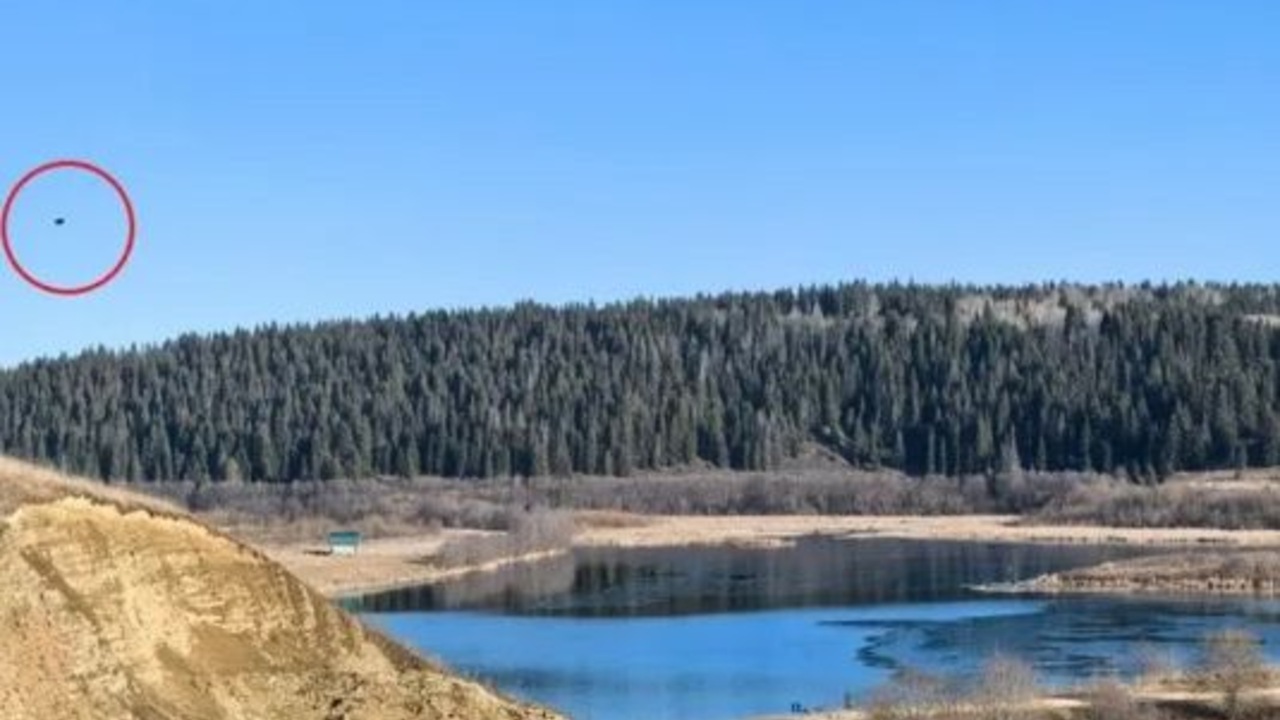 URA.ru: В аномальной зоне Молебки сняли объект, напоминающий НЛО