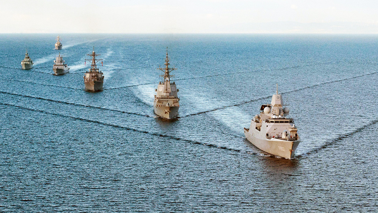 В Балтийском море ищут источник сигналов от «кораблей‑призраков» НАТО