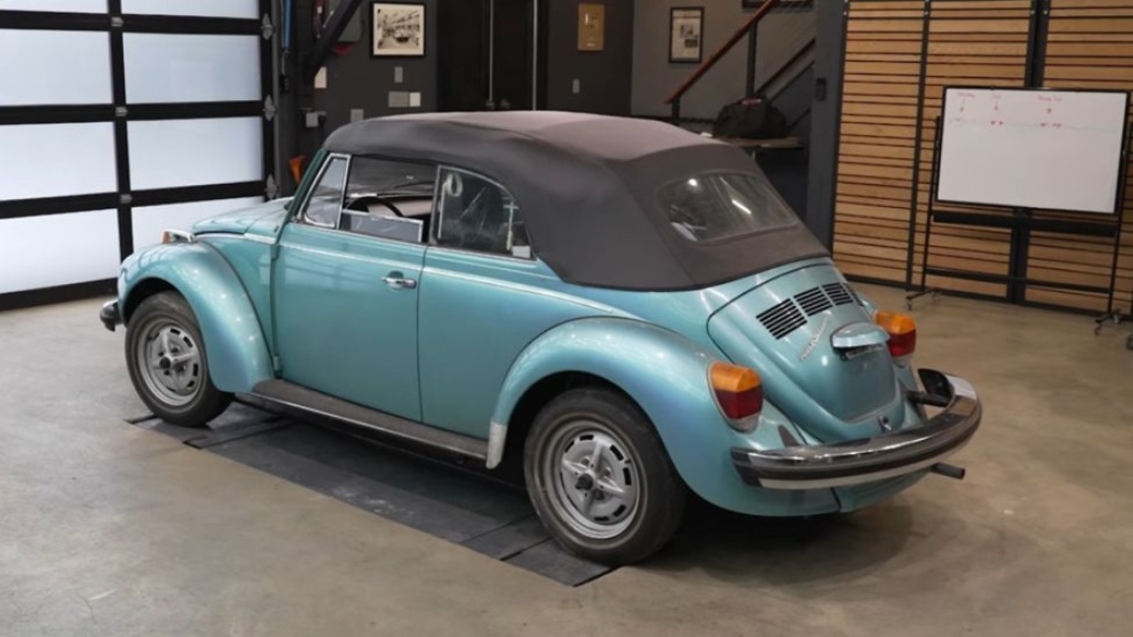 Прошло 45 лет: VW Beetle с нулевым пробегом обнаружили в американском гараже