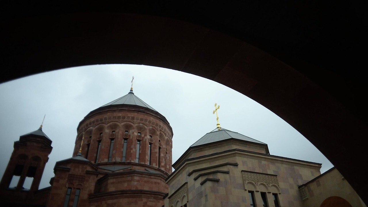 РПЦ объяснила: чем грозит попытка вызвать души умерших на Землю