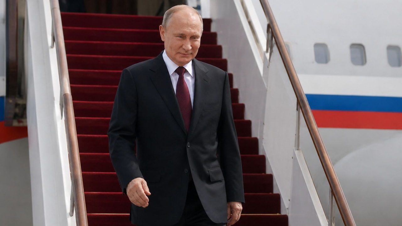 Президент России Владимир Путин прибыл с официальным визитом в Китай