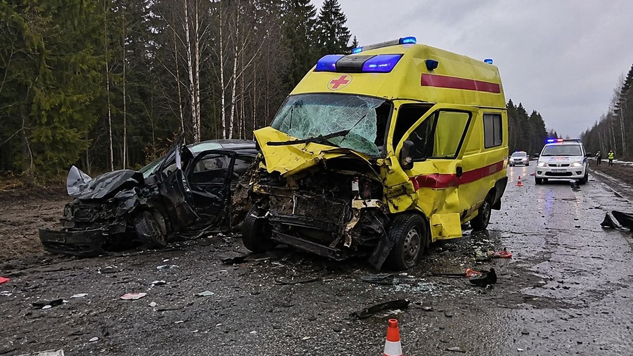 ГАИ ведет расследование смертельного ДТП со скорой помощью в Башкирии