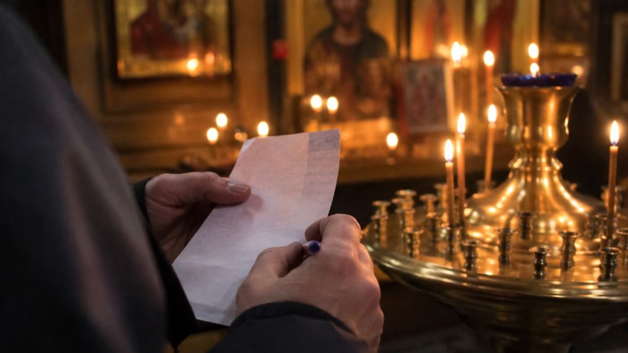 В РПЦ объяснили, к чему ведет неправильное составление церковных записок