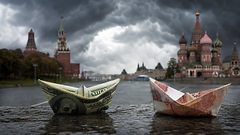 Валютный шторм: аналитики объяснили причины летнего взлета доллара на 22%
