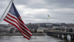 Такер Карлсон связал продолжение конфликта на Украине с помощью США
