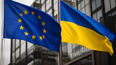 Еврокомиссия хочет досрочно выделить Украине 45 млрд евро