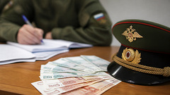 Денежное довольствие военнослужащих повысят на 4% с 1 октября
