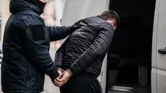 МВД: передача банковской карты посторонним ведет к тюремному сроку