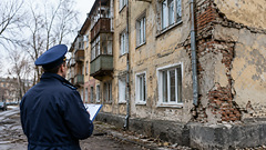 В Красноярске дом с износом 86% обязали расселить на пять лет раньше